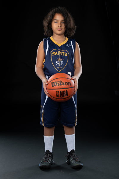 VikInBasketBallUniformFull01